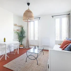 Appartement T2 * Place Du 4 Septembre France